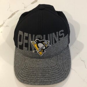 Adidas Pittsburgh penguins NFL hockey ball hat cap snap  back closure 2017